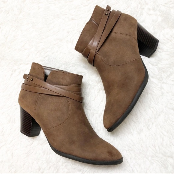 Cityclassified Steel Heeled Bootie Sz 8.5 - Picture 4 of 12